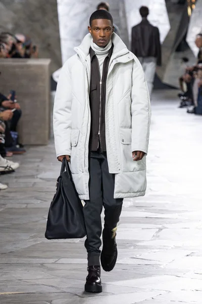 Look 33